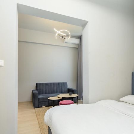 Aura F24 Apartments By Halu! - Vibrant Neighbourhood 테살로니키 외부 사진