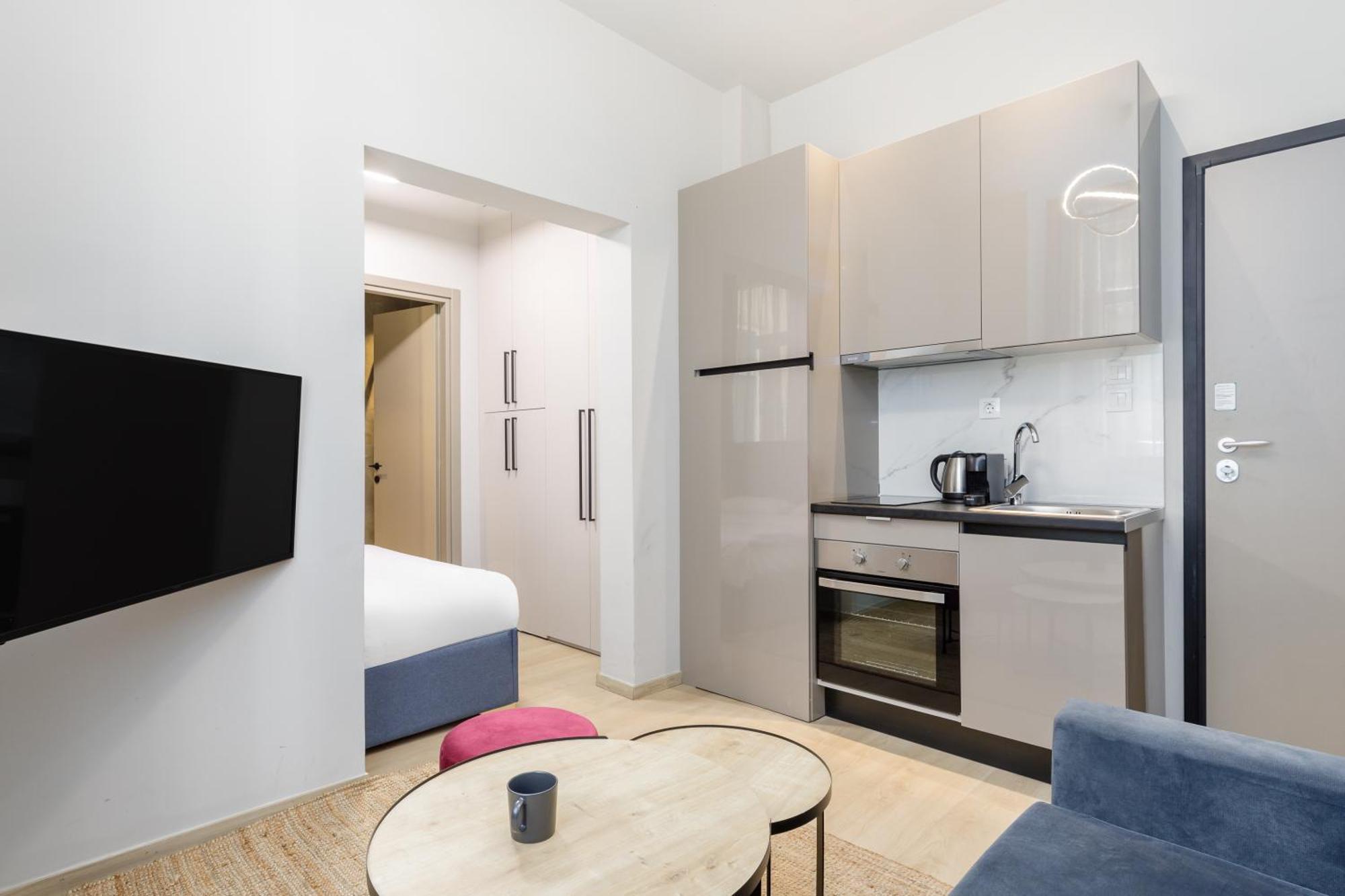 Aura F24 Apartments By Halu! - Vibrant Neighbourhood 테살로니키 외부 사진